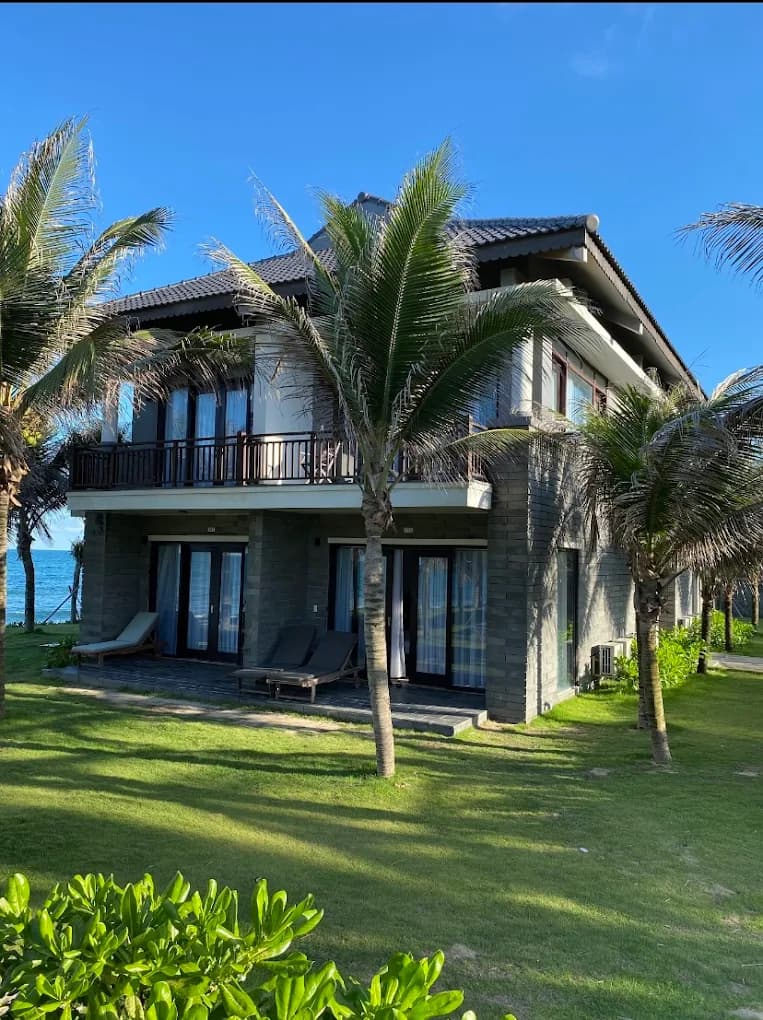 Starlight Villa Beach Resort 3